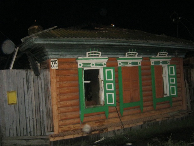 В Омске горел дом.